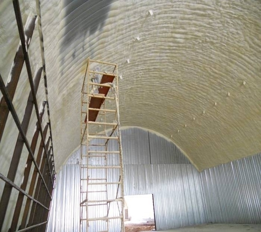 Почему стоит выполнять напыление ППУ